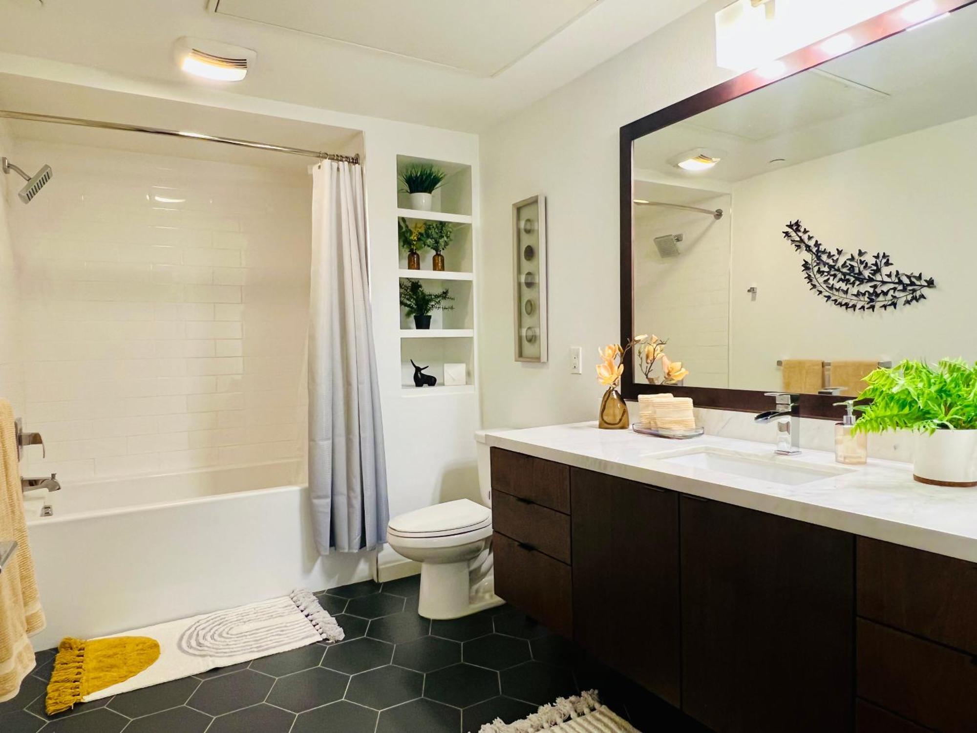 Luxury Open Bd W Pool, Parking, & Wd 133 Aparthotel *